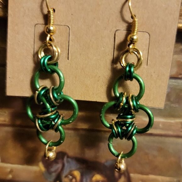 CHAINMAIL -earrings  ( For Packer lovers) #E162 - Picture 1 of 3